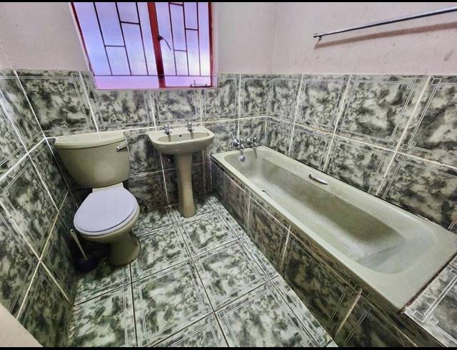 2 BEDROOM HOUSE SOLD IN IVY PARK